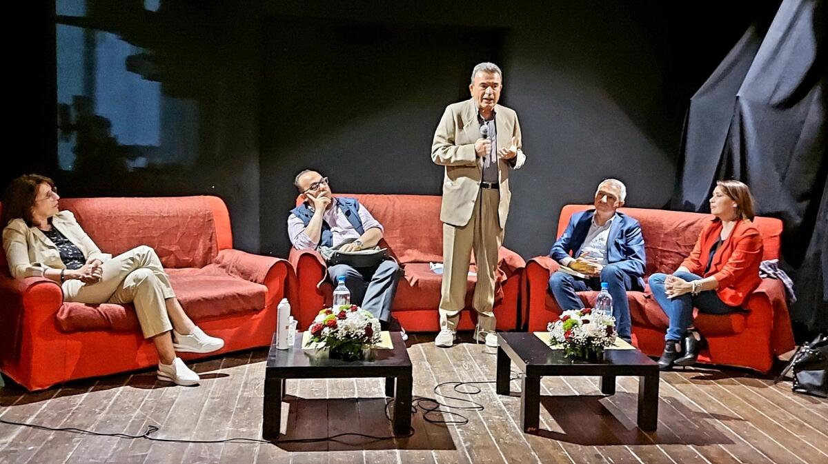 Crotone, Fp Cgil Area Vasta presenta il libro di Speranza e lo invita a tornare in politica - 