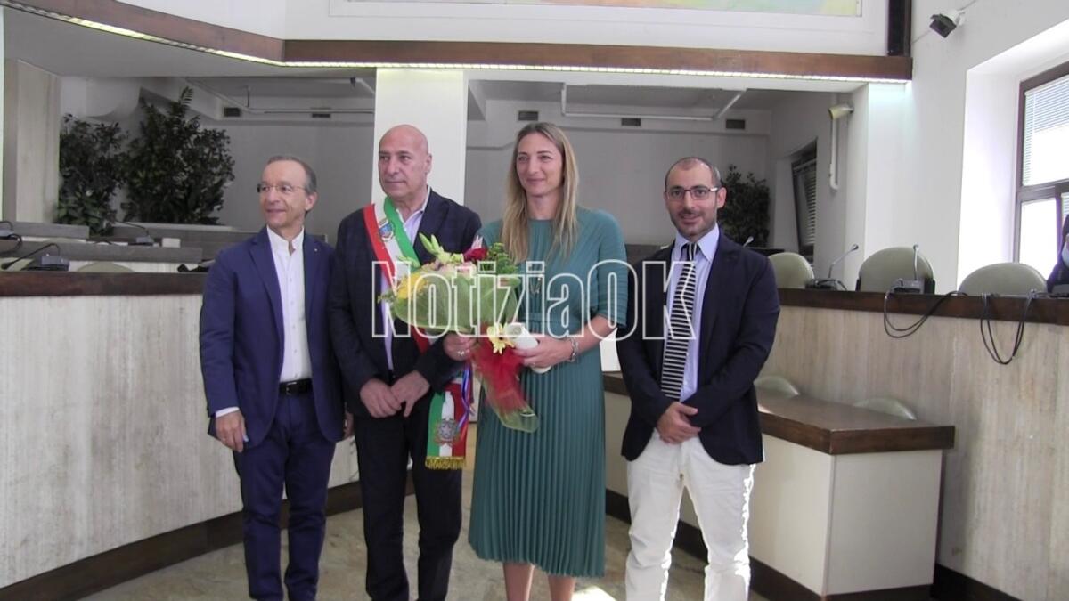 Il Capitano Romina Pioli per sempre legata alla storia della città di Crotone: oggi la Benemerenza - 