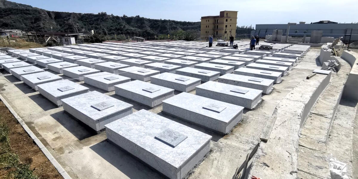 A Reggio Calabria il primo cimitero dei migranti, il vescovo Morrone: "Un atto di giustizia" - 