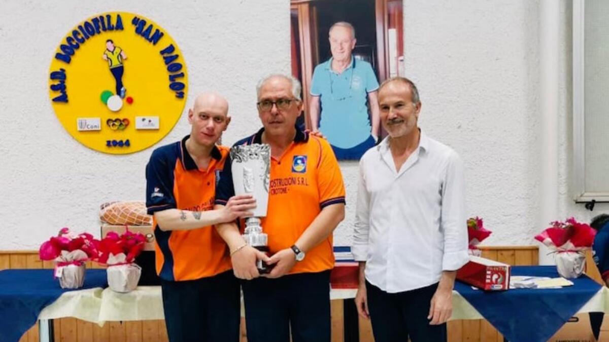 Svolto a Cosenza il primo memorial Mario Gerace: c'è anche la bocciofila crotonese Paolo Araldo - 