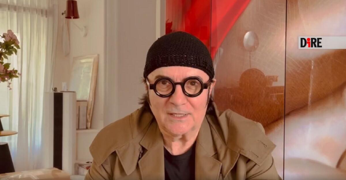 (VIDEO) Covid, Renato Zero elogia lo Spallanzani di Roma: "Una nostra eccellenza" - 