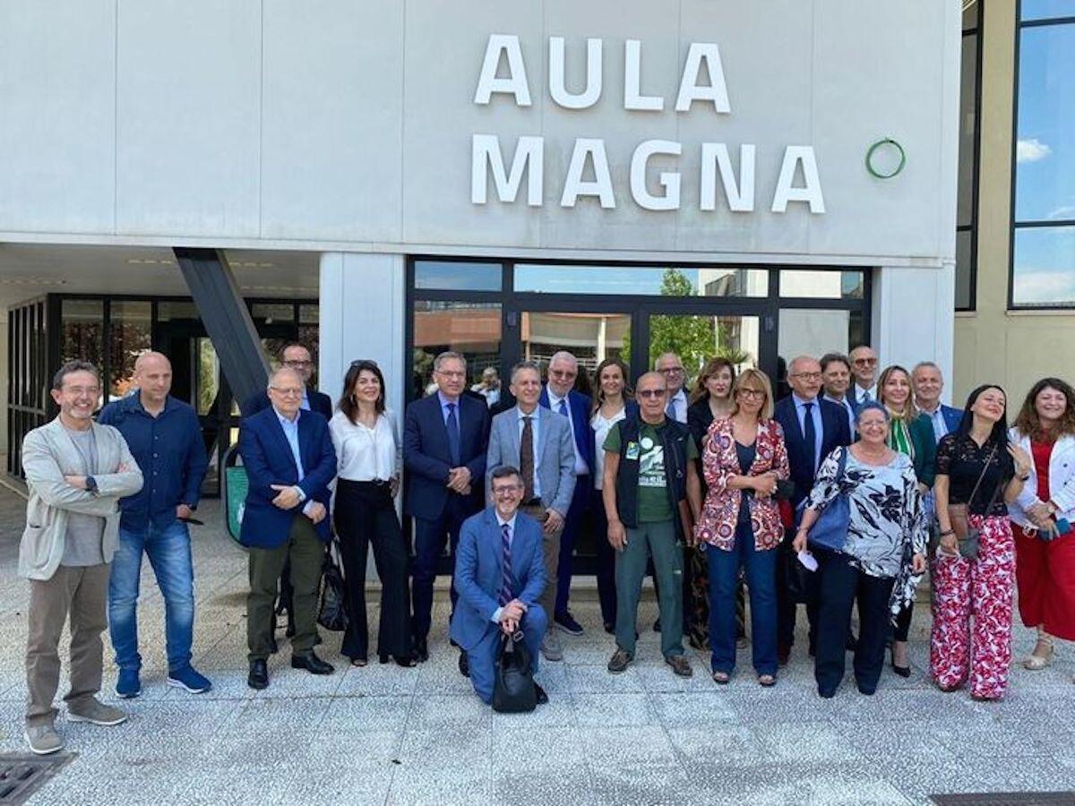 All'Unical sottoscritto l'atto di costituzione della Scarl "Tech4You" - 