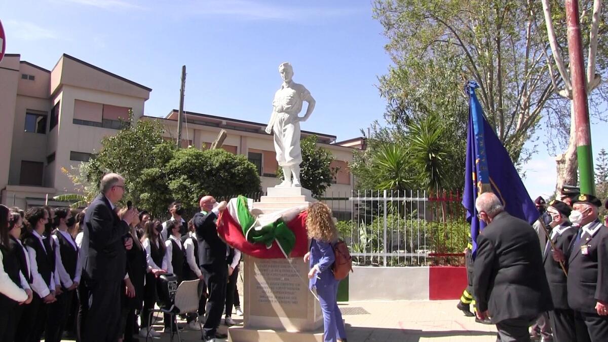 Patrocinio dall'Associazione Nazionale Ex Internati al Monumento dedicato a Claudio Crea - 