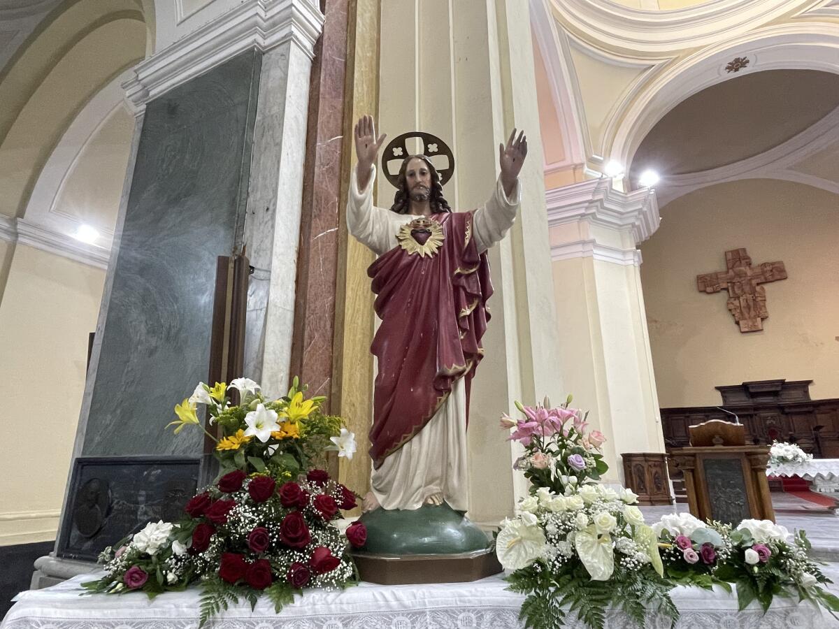 Crotone, in Basilica Cattedrale la solennità del Sacro Cuore di Gesù - 