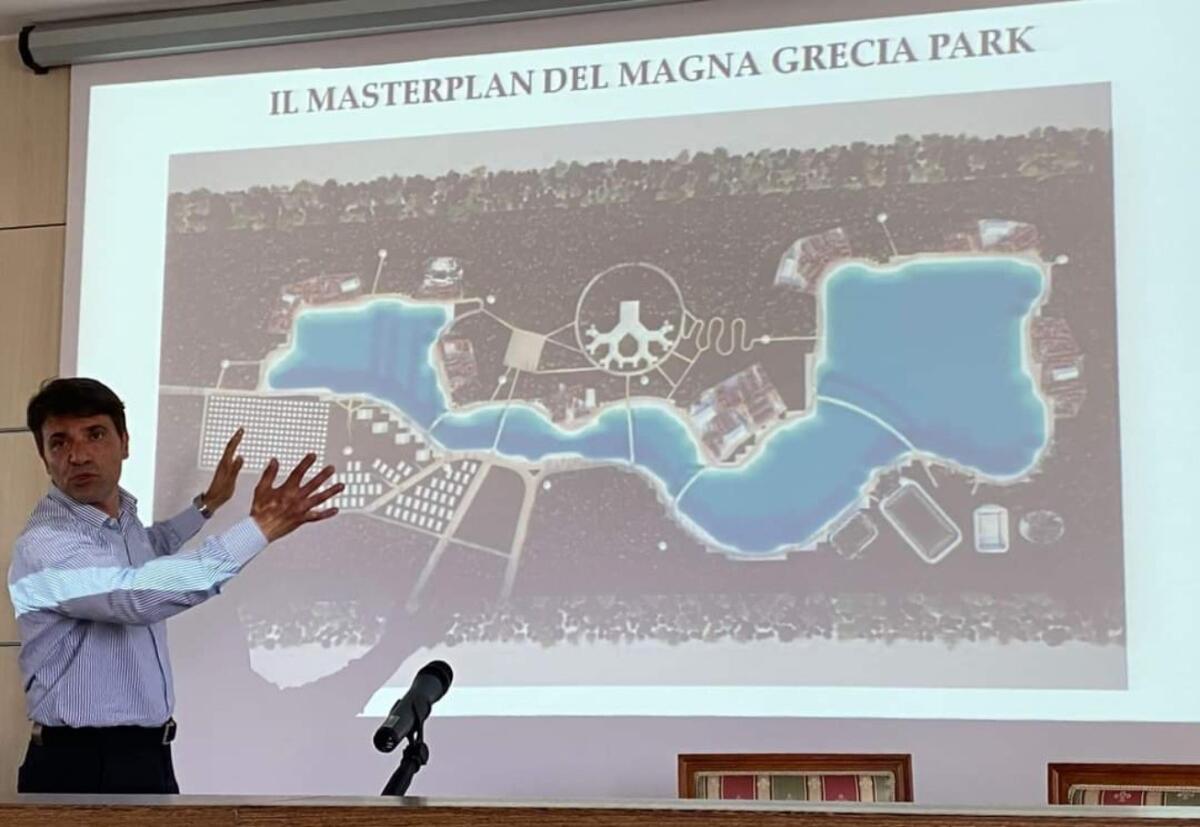 Crotone, al Centro Congressi Alkmeon presentazione del Magna Grecia Park - 