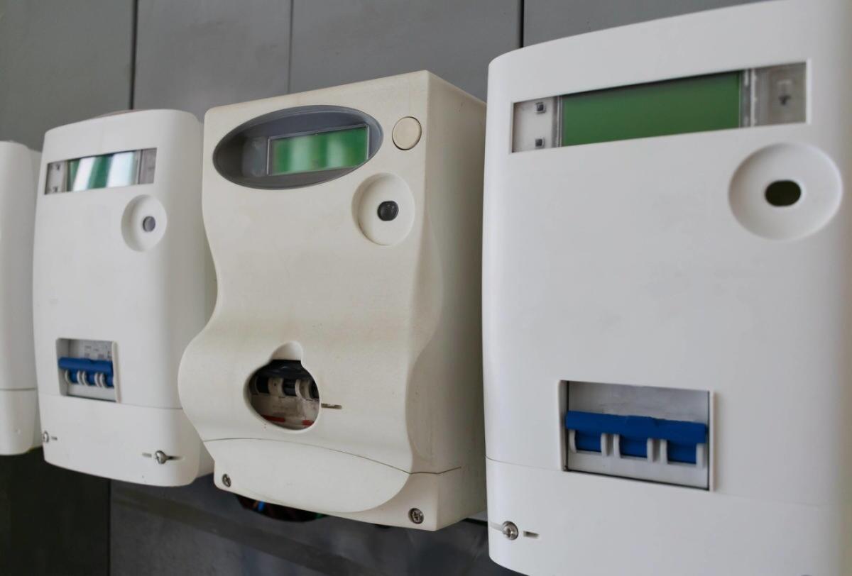 A luglio nuovi aumenti: +17% per la luce e +27% per il gas - 