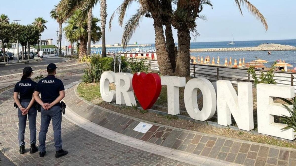 Crotone, le pattuglie della Polizia di controllo nei luoghi della “movida" - 