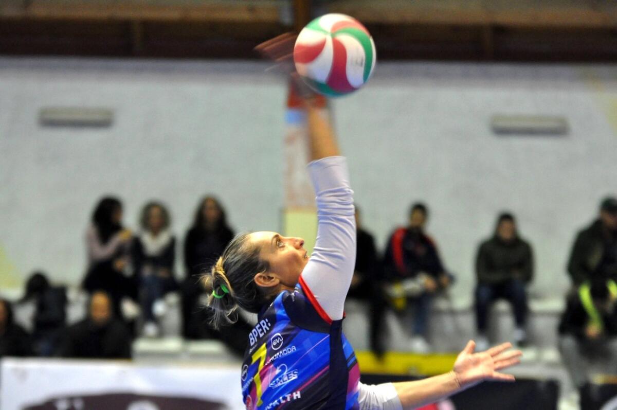 23 anni nella Pallavolo crotonese, il Comune  di Crotone conferisce la menzione speciale al Capitano Pioli - 