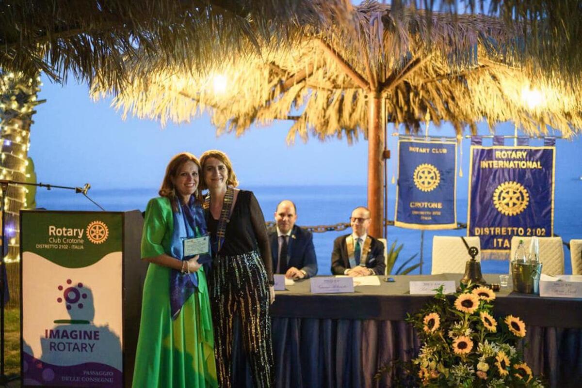Crotone, Vittoria Zurlo è la nuova presidente del Rotary Club - 