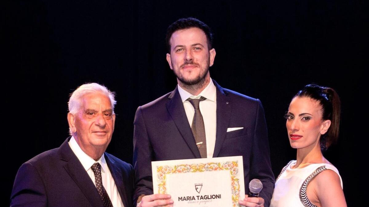 Antonio Affidato padrino delle diplomande alla Maria Taglioni Dance Project - 