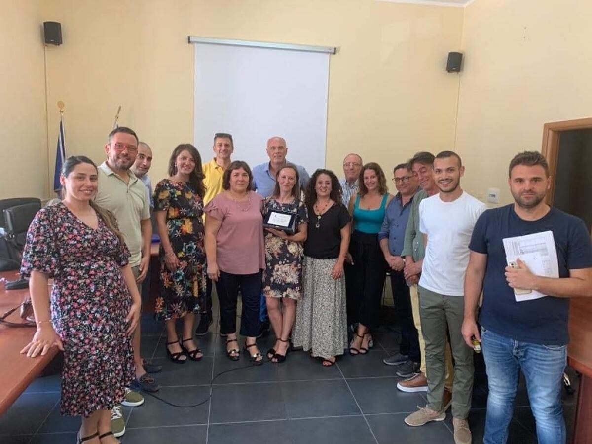 Strongoli, una targa alla professoressa Anna Maria Tafuri - 