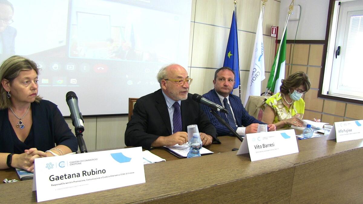 Crotone, una provincia di anziani: spopolamento e meno residenti nel XXV rapporto Polos - 