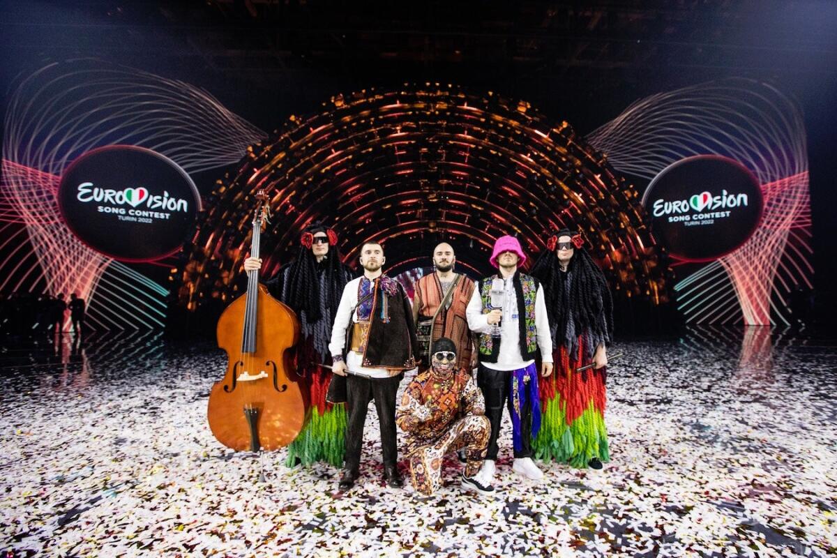 Eurovision Song Contest: l'Ucraina cede la sede, il festival si svolgerà nel Regno Unito - 