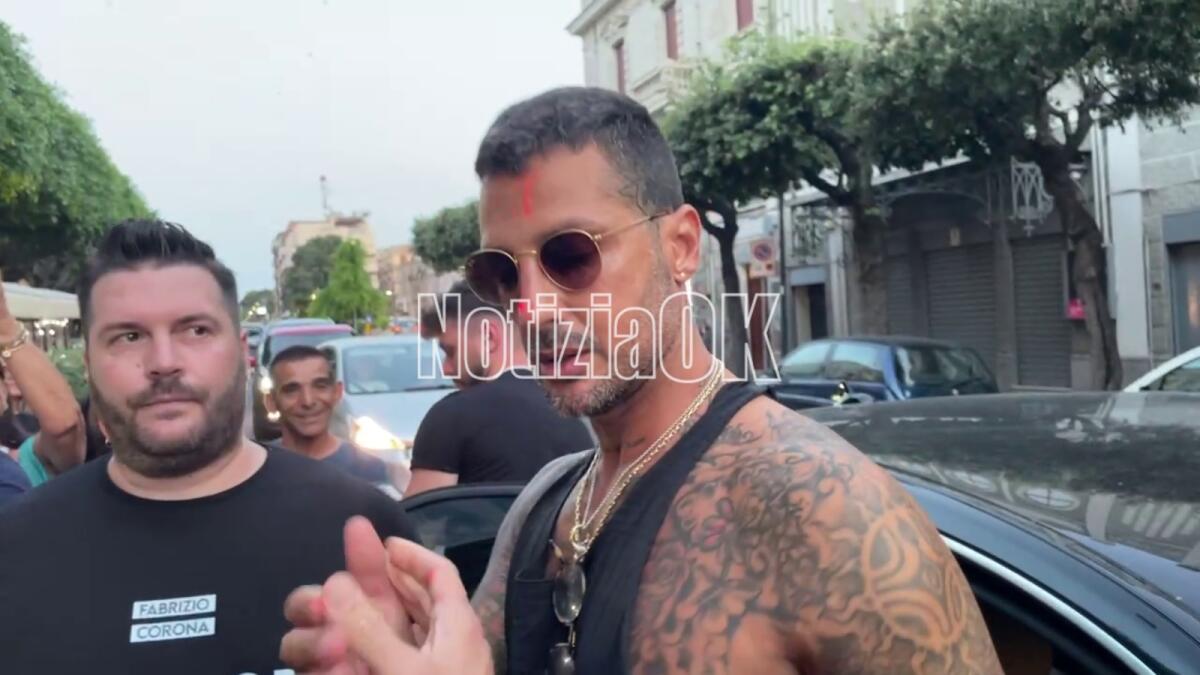 Fabrizio Corona Live a Crotone - 