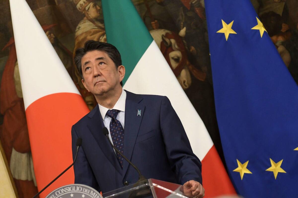 Giappone: morto l'ex premier Shinzo Abe, vittima di un attentato - 