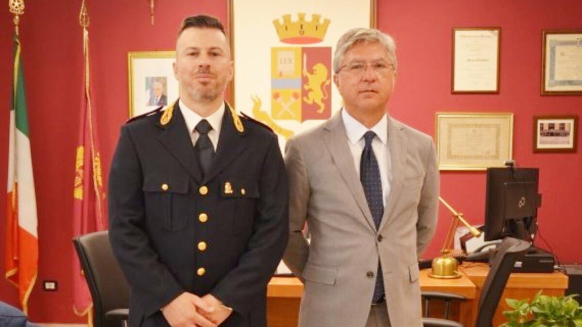 Crotone, Luca Attanasio nuovo funzionario delle Volanti - Da sinistra Attanasio, Giambra