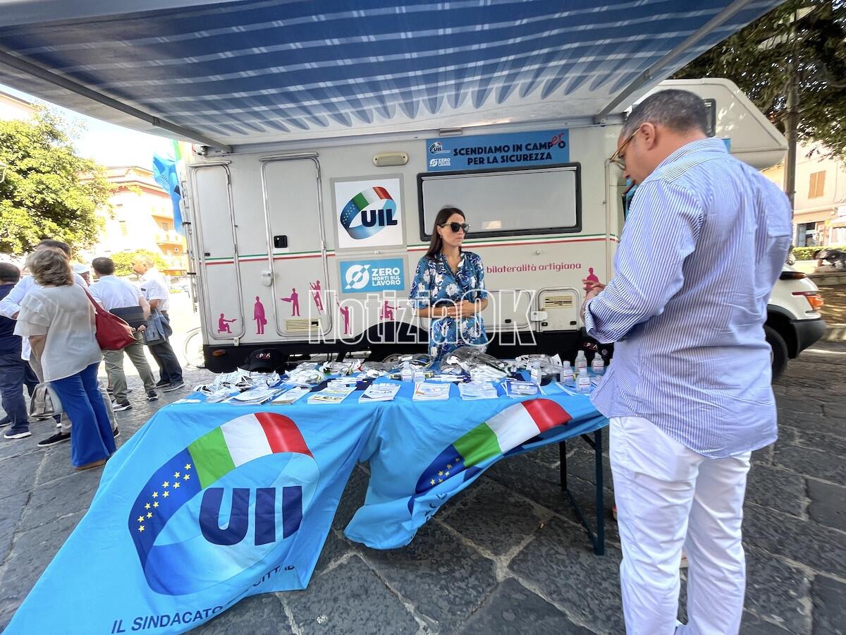 La sicurezza prima del profitto: anche a Crotone il camper "Zero morti sul lavoro" - 