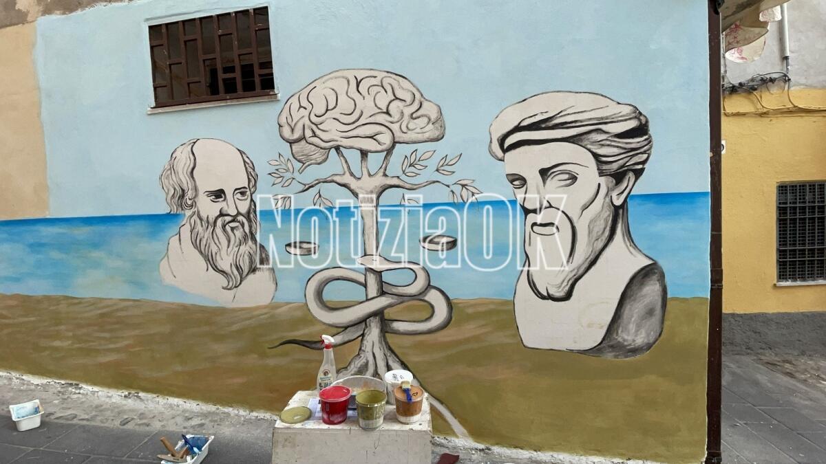 Crotone - La filosofia, la scienza e la matematica nel centro storico - 