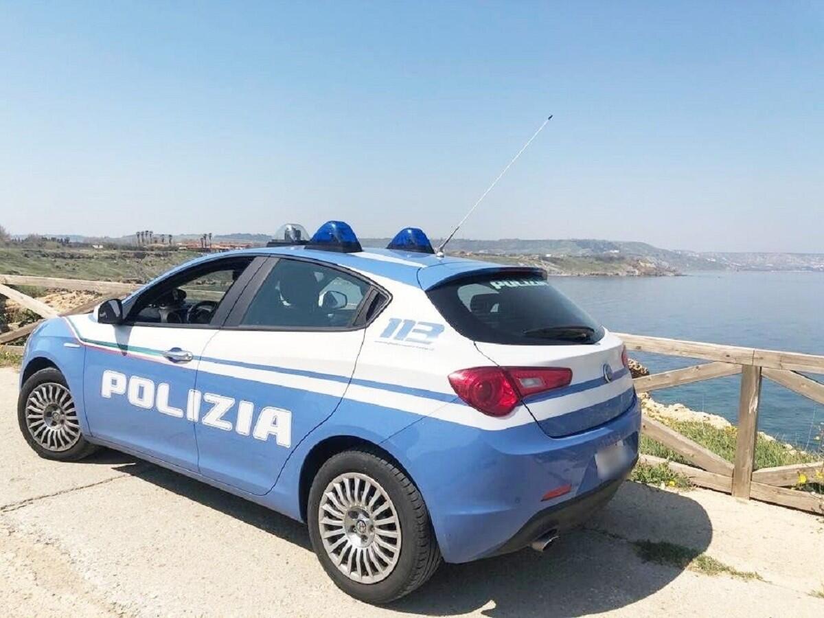 Crotone e Isola controllate dalla Polizia di Stato: 13 persone ai domiciliari - 