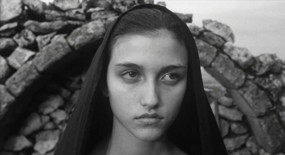 Crotone - Alla Lega Navale Margherita Caruso, la "Madonna" di Pasolini - 