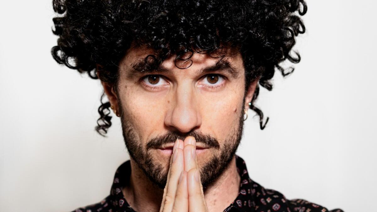 "Crotone" è il brano di Dalen: selezionato al Music For Change e oggi in Semifinale - 