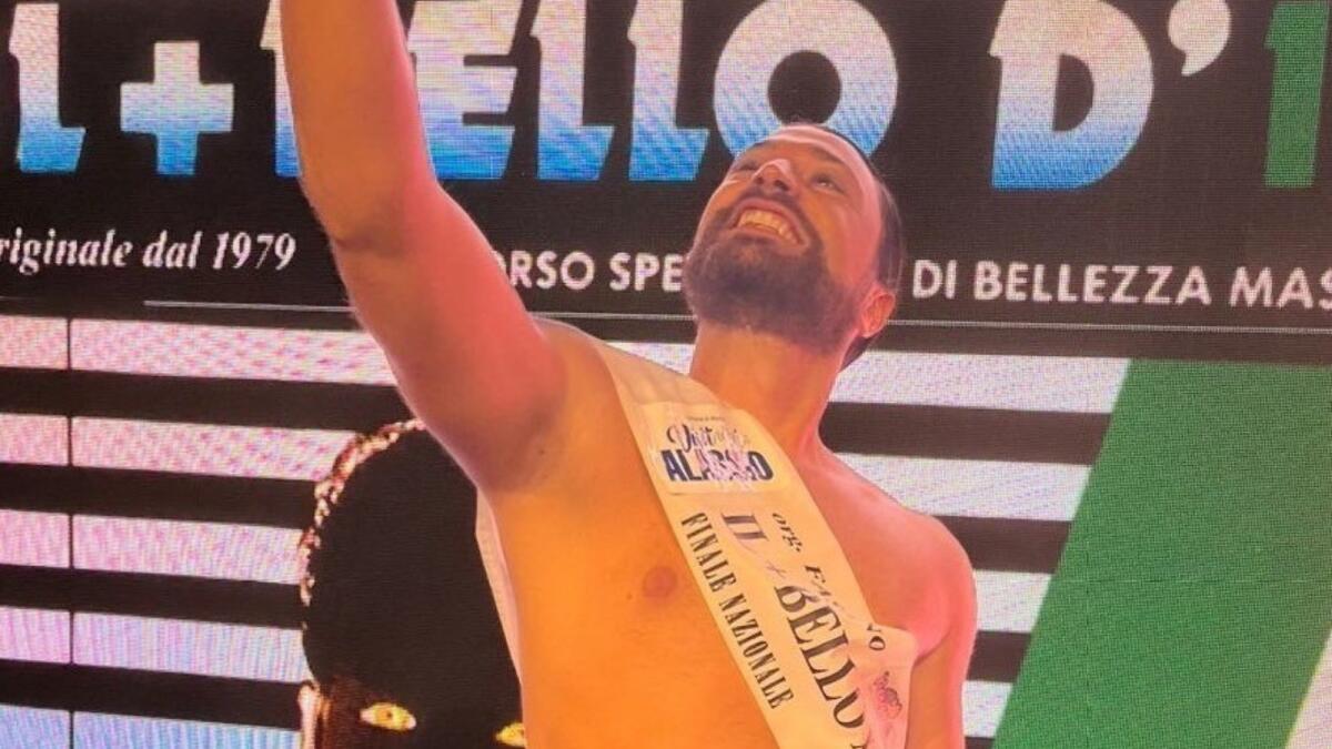 Il crotonese Mario Praticò è "Il + bello per la Tv" tra i più Belli d'Italia 2022 -