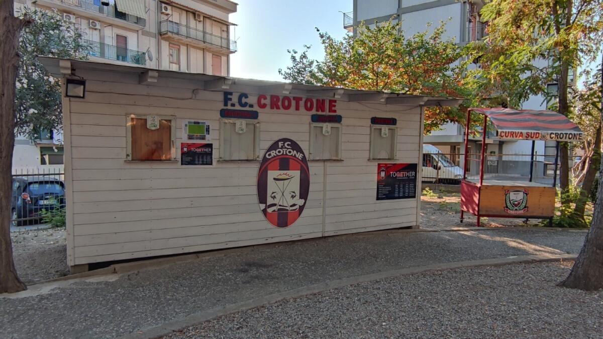 Crotone, Campagna Abbonamenti: conclusa la prelazione, il numero di tessere rinnovate - 
