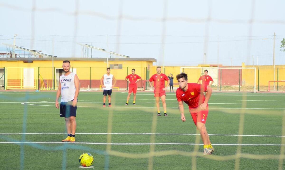 Coppa Italia dilettanti: si inizia oggi pomeriggio con il derby Scandale-Isola - 