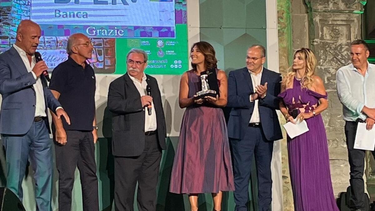 Il Premio Letterario Caccuri a Petrini per "Il Cielo oltre le polveri" - 