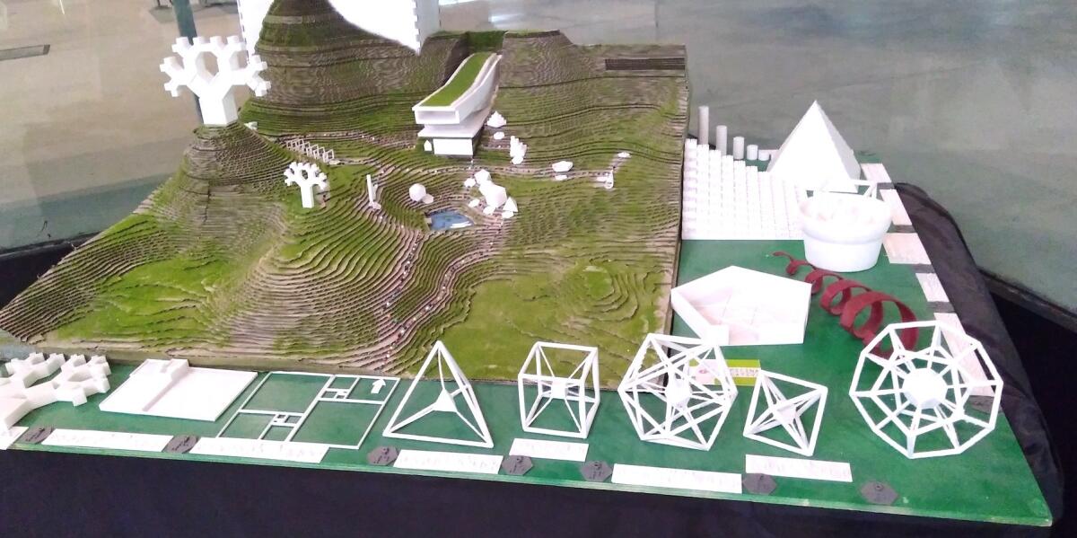 Euclide, Eudosso, Archimede, Eratostene, Ippocrate, Tolomeo e Newton al Museo di Pitagora - 