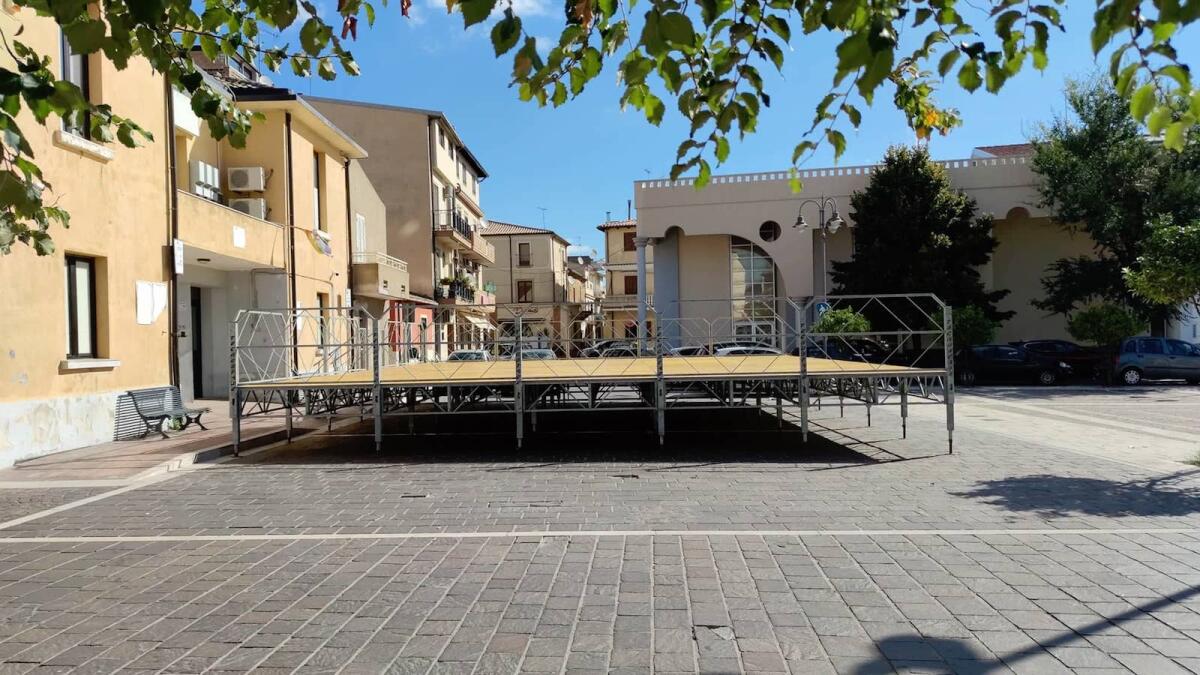 Isola di Capo Rizzuto, questa sera il concerto dei The Kolors - 