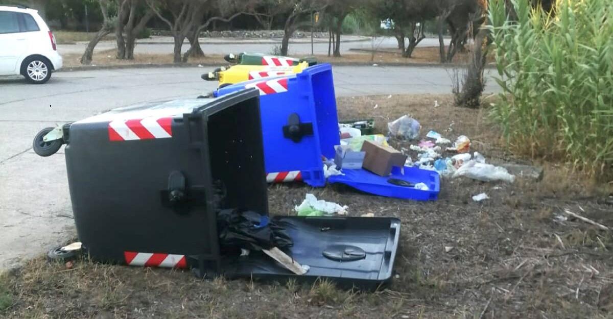Crotone, vandalizzata nella notte Capo Colonna - 