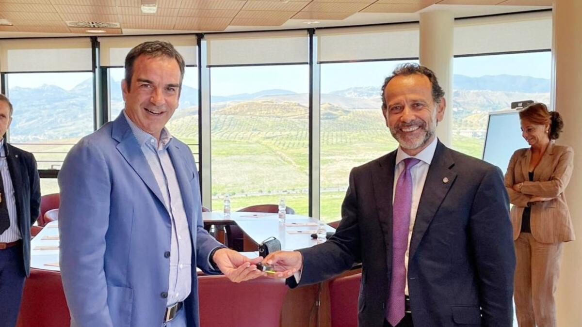 Occhiuto incontra l'Agenzia delle Dogane: "Uomini e mezzi per recupere i relitti" - 