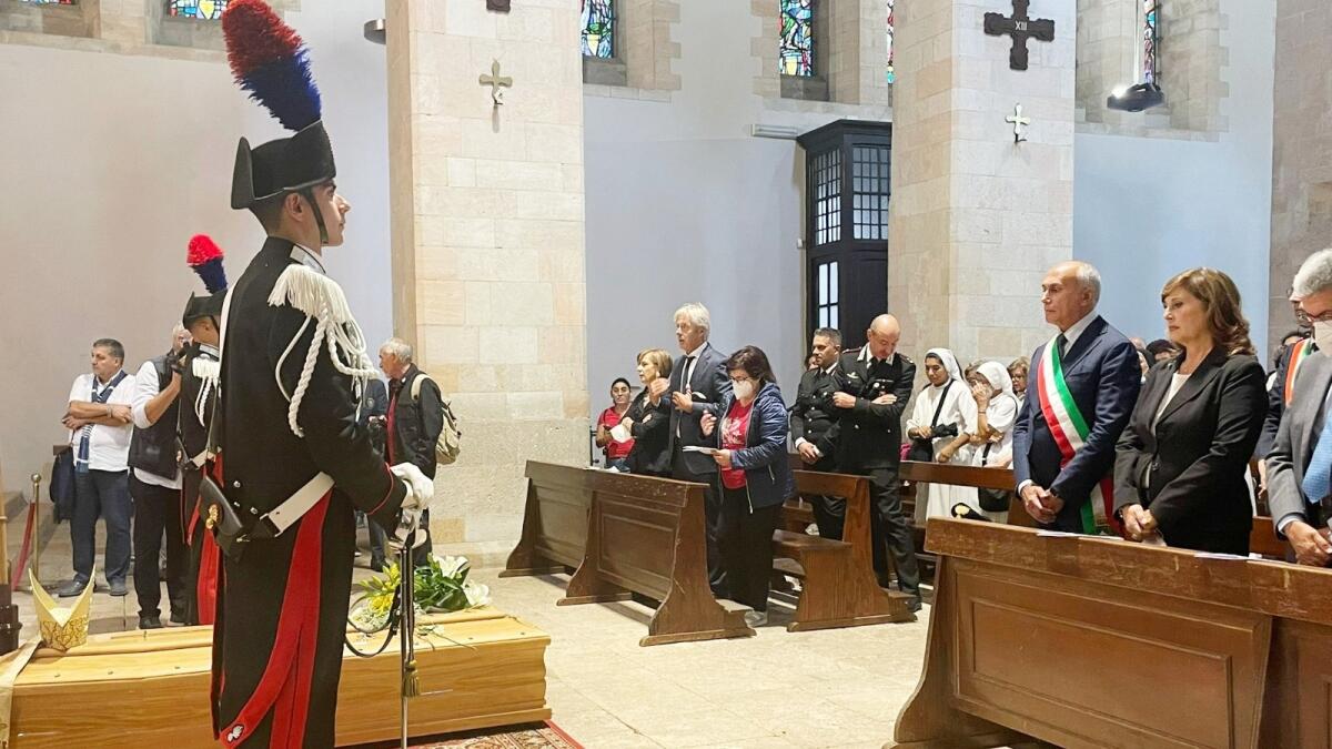 La città di Cosenza a lutto per il Vescovo Nolè: lunedì i funerali - 