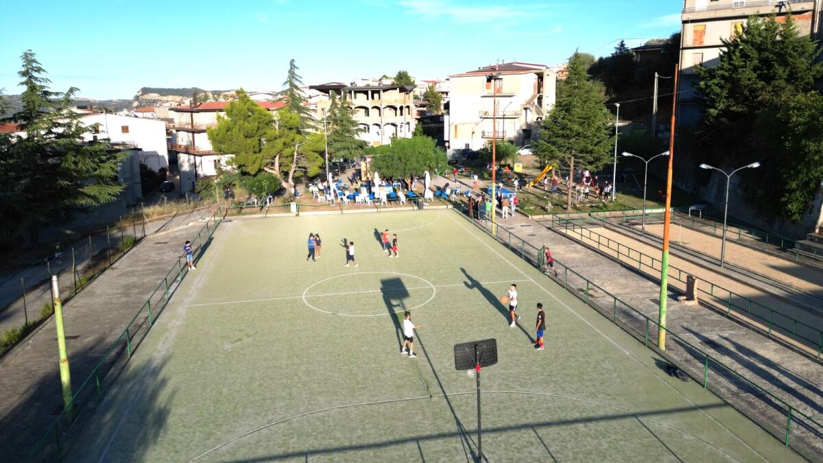 Casabona (KR), recuperato un centro sportivo e riconsegnato alla collettività - 