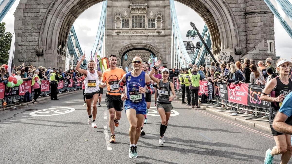 Alfredo Argirò e Michele Affidato ambasciatori di Crotone alla 42ª Maratona di Londra - 