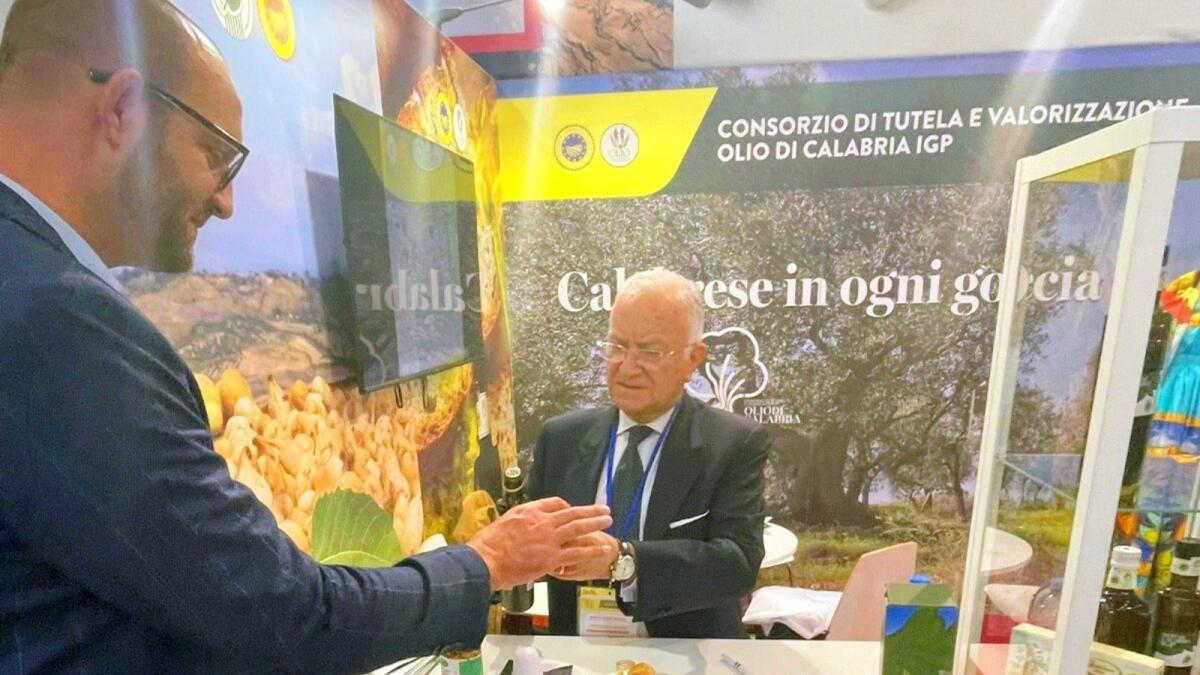 L'Olio di Calabria IGP apprezzato al Salone Internazionale di Parigi - 