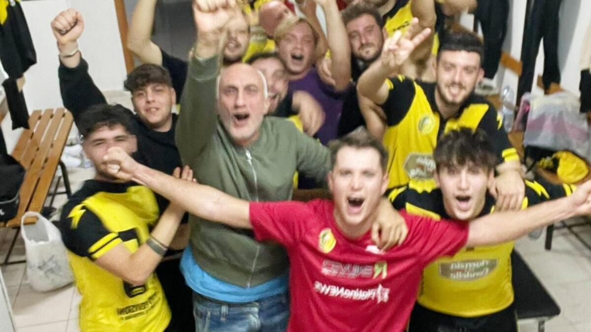 Calcio a 5, punteggio pieno per la Futsal Kroton: è Calabretta-Ciordo show - 