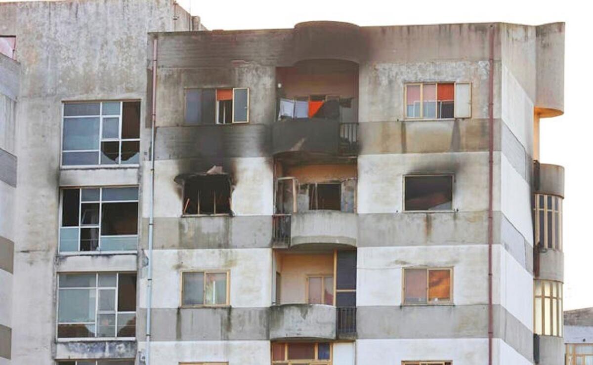 Incendio in un'abitazione a Catanzaro: morti tre fratelli - 