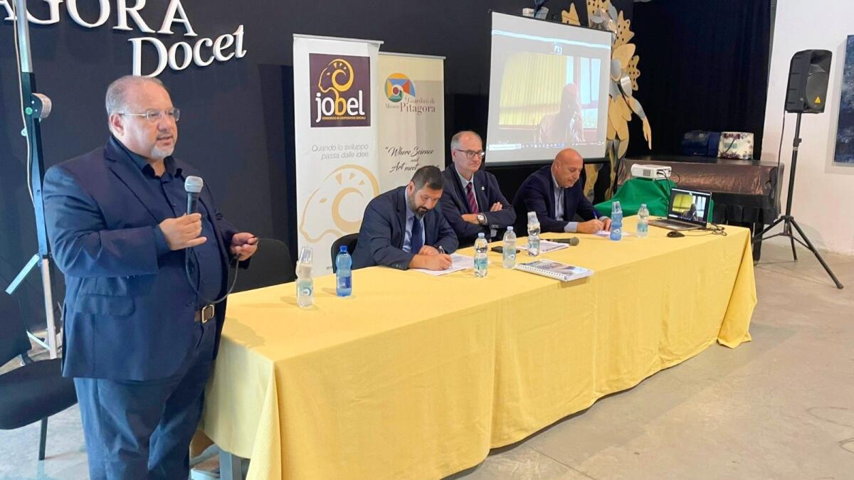 Il territorio crotonese ha il suo primo Piano di Zona: interventi e servizi per i bisogni sociali - 