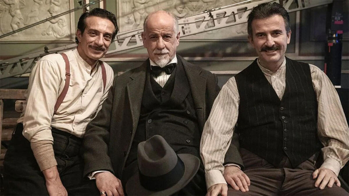 Crotone, al Cinema Teatro Apollo arriva "La Stranezza" con Toni Servillo - 