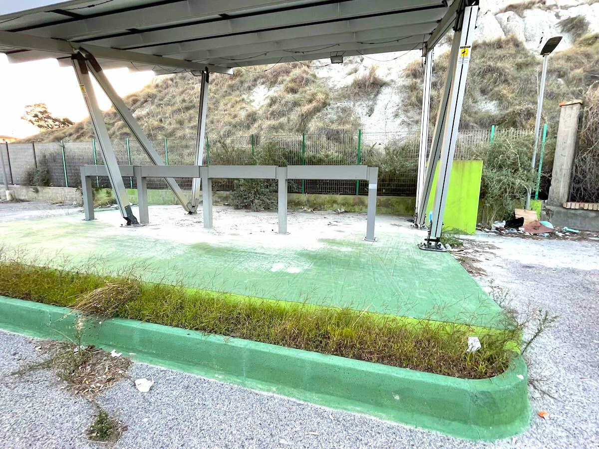 Crotone, Park and Ride: una stazione abbandonata nell'indifferenza - 