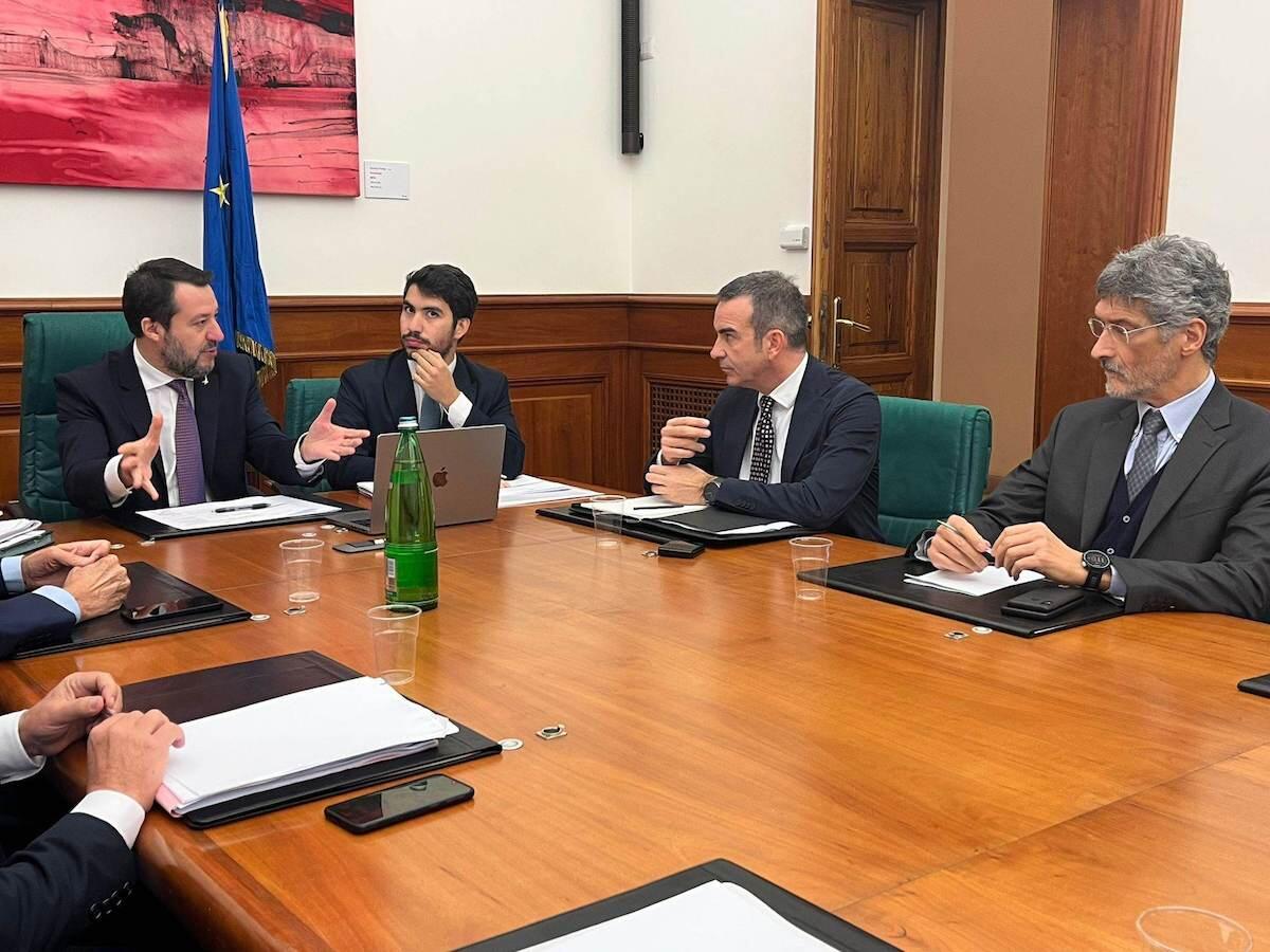 Ponte sullo stretto - Occhiuto a Salvini: «Si al Ponte, ma la priorità è la 106» - 
