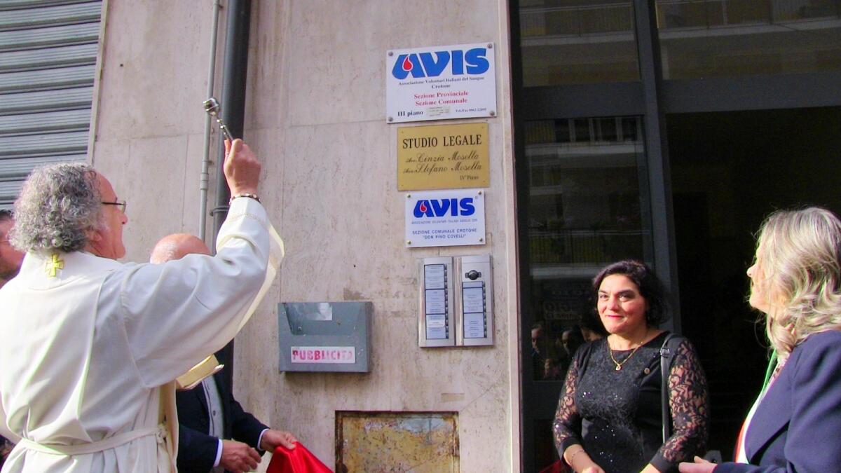 L'Avis intitolata a Don Pino Covelli: premiati i donatori crotonesi - 