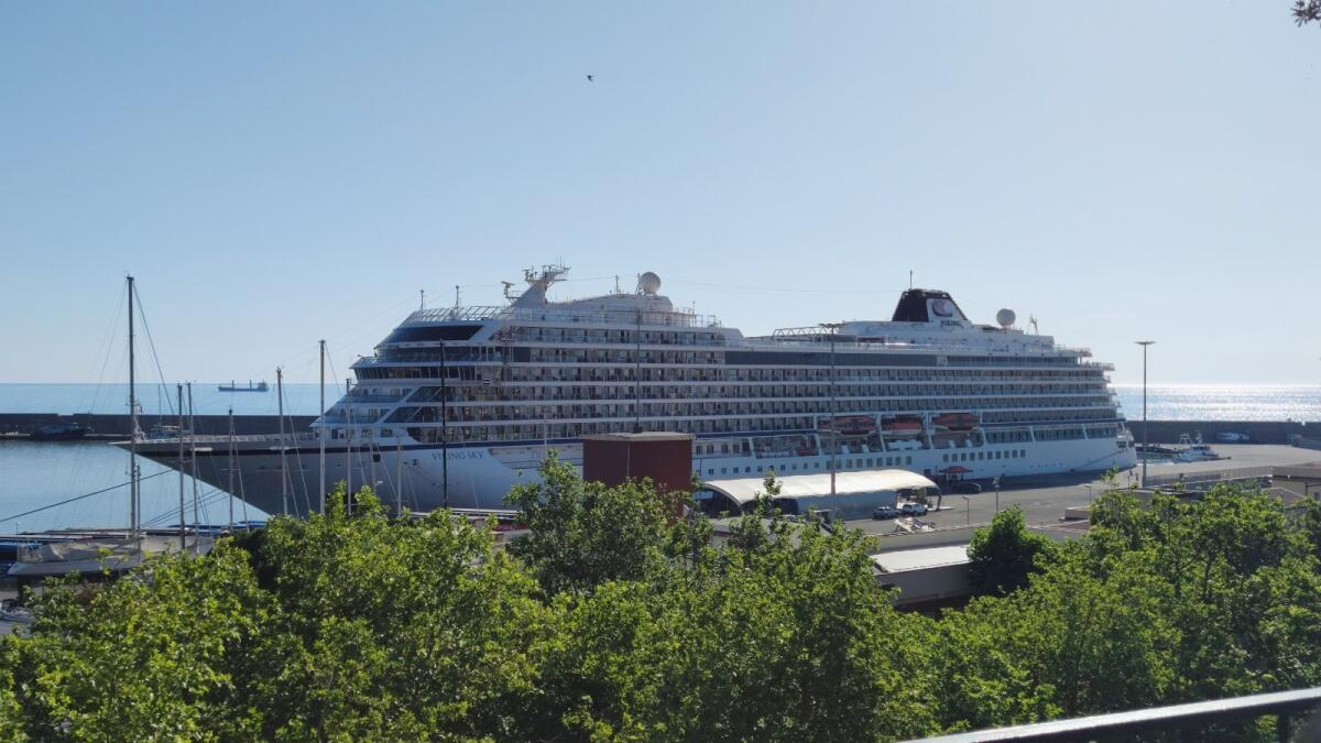 Crotone - 2022 un anno d'oro per le crociere: 27 navi e 29000 turisti - 