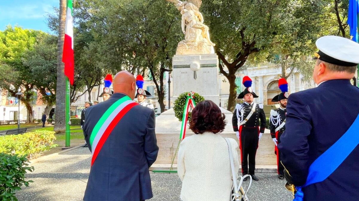 Festeggiato il 4 novembre, il Prefetto di Crotone: "Il senso di questa giornata è la pace" - 