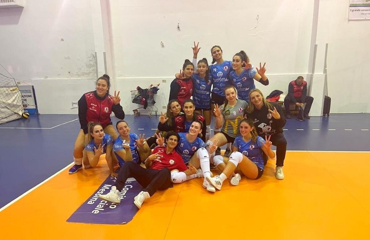 Pallavolo Crotone inarrestabile: rossoblù capolista - 