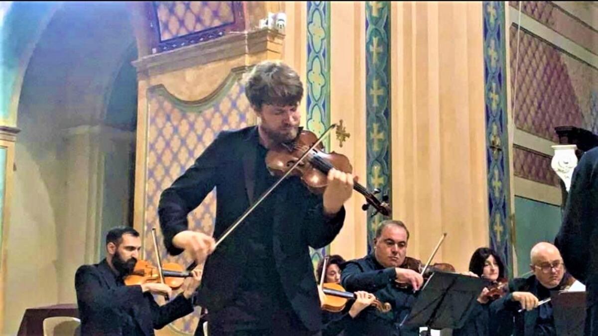 Strongoli, Anton Jablokov incanta il pubblico della stagione dell’Hera della Magna Grecia - 