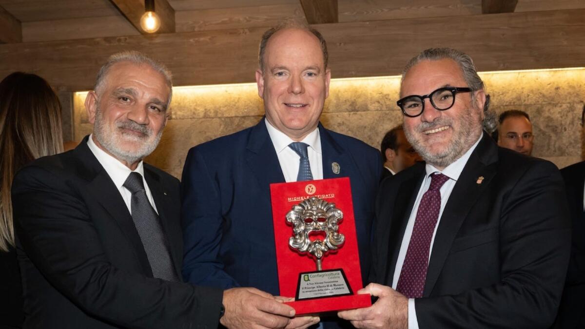 La Maschera d'Argento di Michele Affidato ad Alberto II di Monaco - 