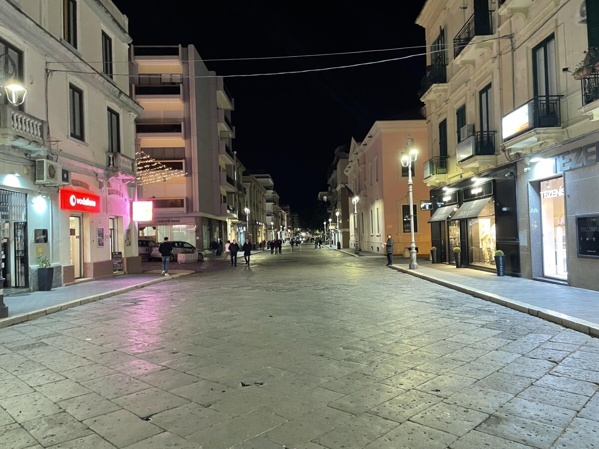 Crotone, una città che si spopola e senza più istinti - 